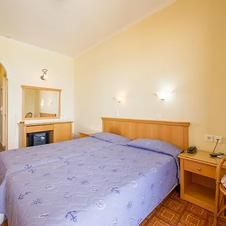 Hotell Akti Aphrodite 2*
