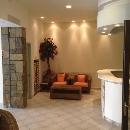 Hotel Akti Aphrodite 2*