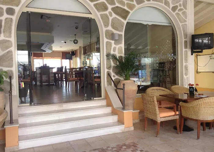 Akti Aphrodite Hotell 2*